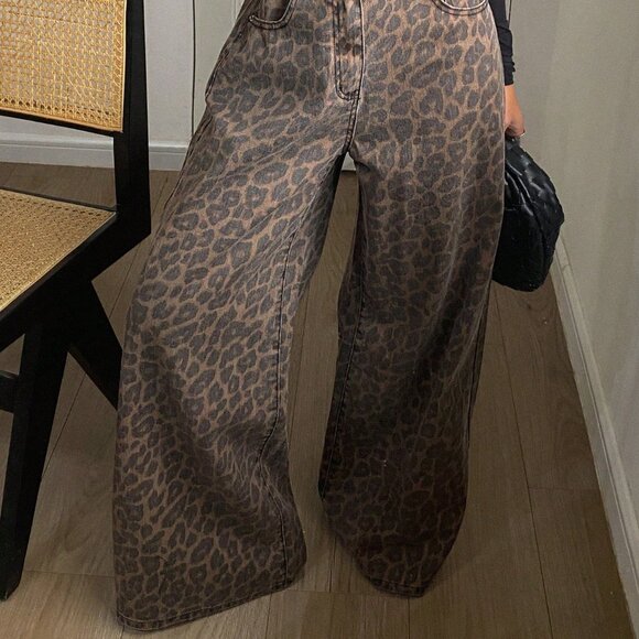 Coffee Brown Casual Women's Loose Leopard Print Cotton Pants - Picture 3 of 9